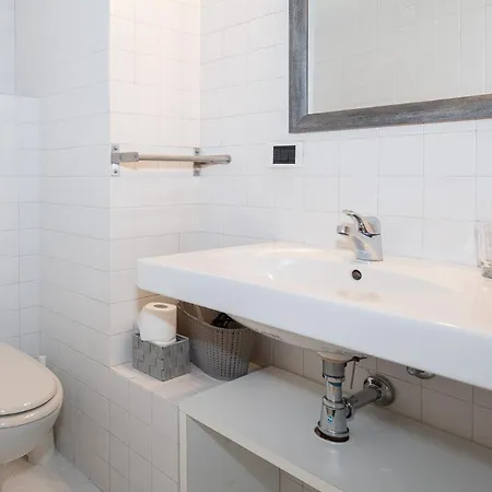 A Casa Nuccia Mansarda By Solutions Como