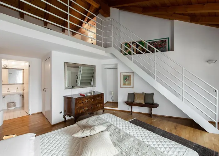 Apartman A Casa Nuccia Mansarda By Solutions *