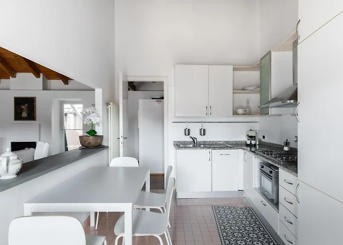 A Casa Nuccia Mansarda By Solutions Apartman