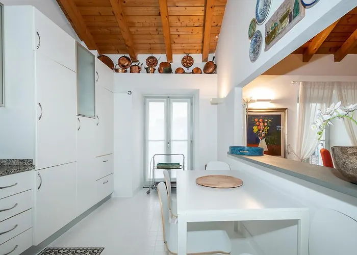 A Casa Nuccia Mansarda By Solutions Apartment *