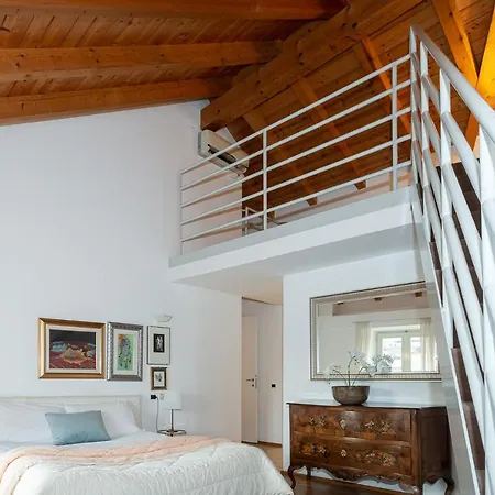 A Casa Nuccia Mansarda By Solutions